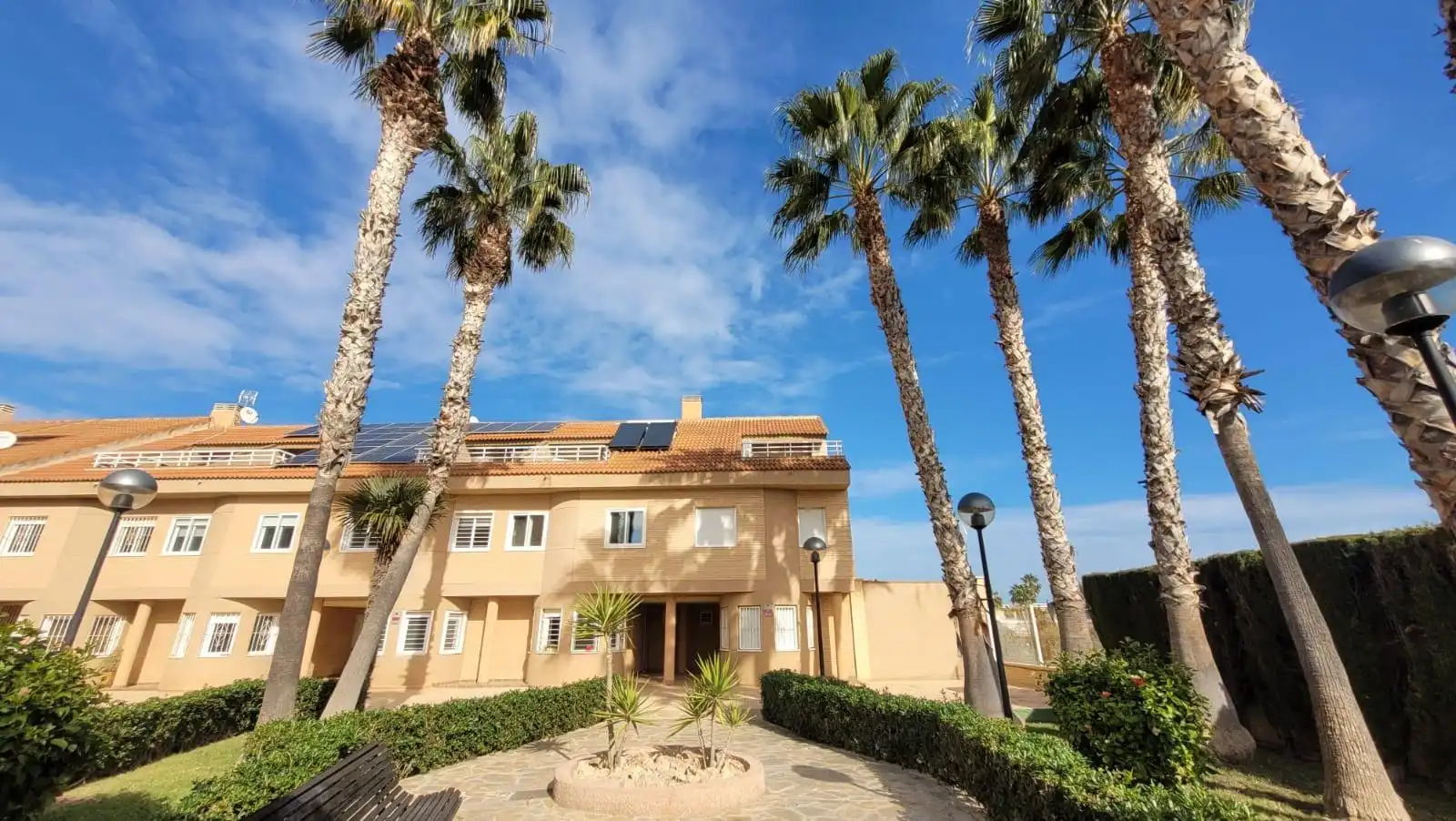 Bungalow with terrace for sale in Centro