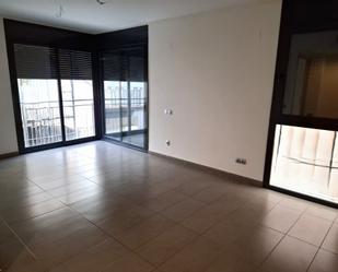 Flat to rent in Sta. Esperança, Centre