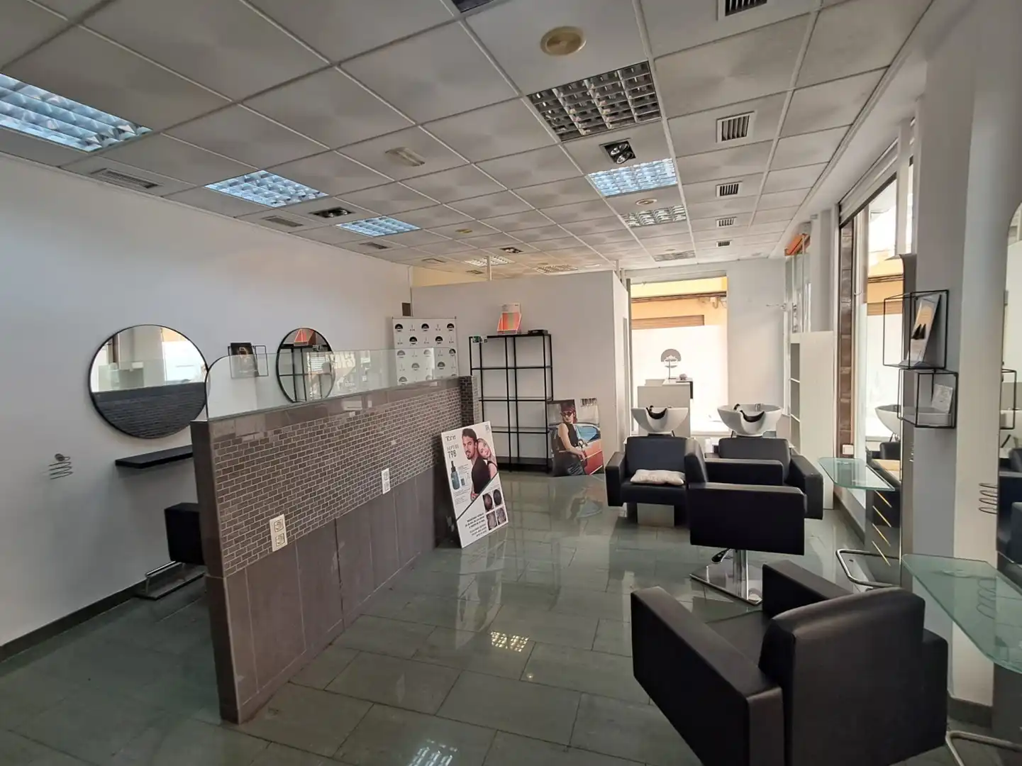 Local de alquiler en Zaragoza con Aire acondicionado