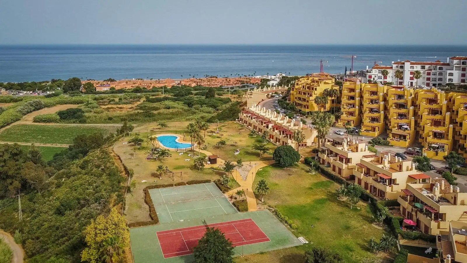 Home with garden for sale in Alcorrín, imagen 2