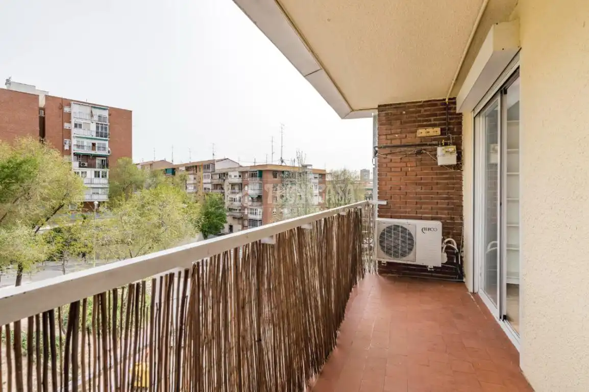 Terraza de Piso de alquiler en Madrid
