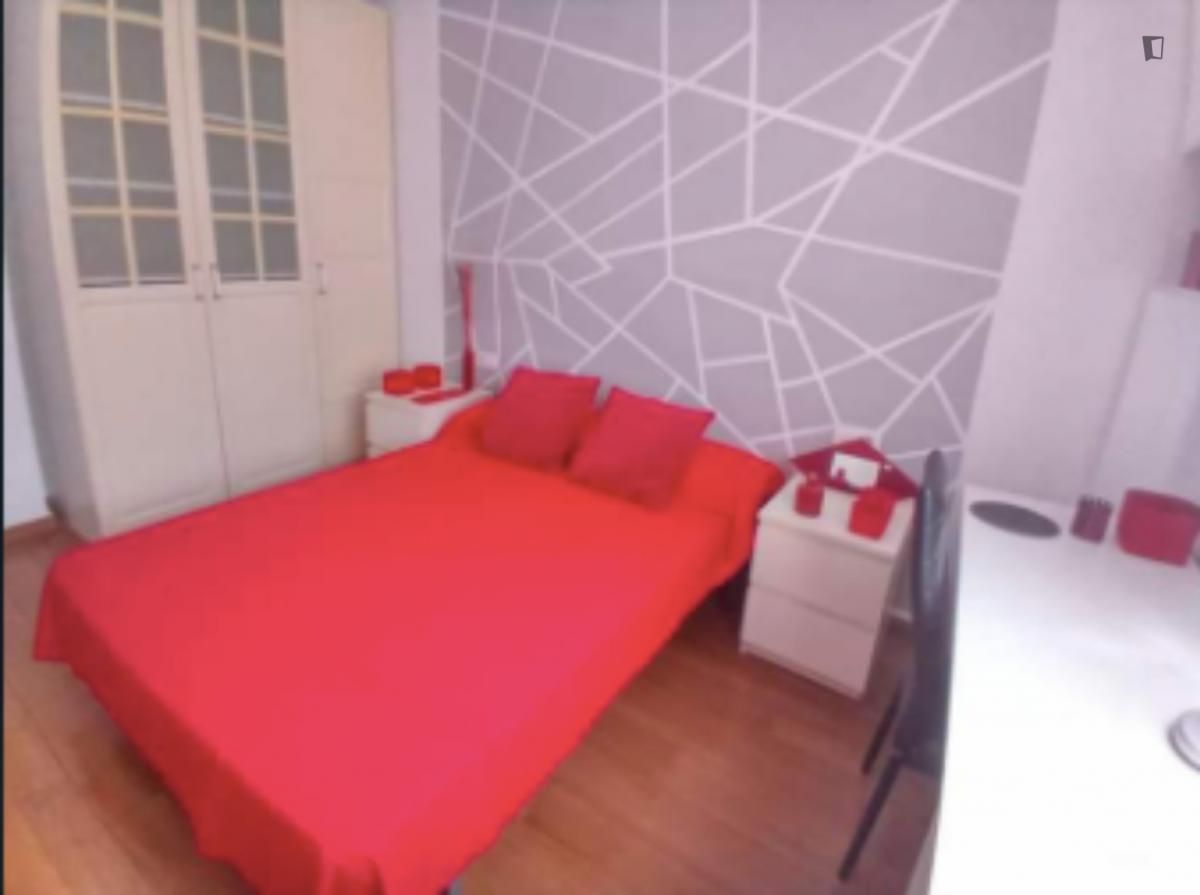 Apartment to share in El Carmen