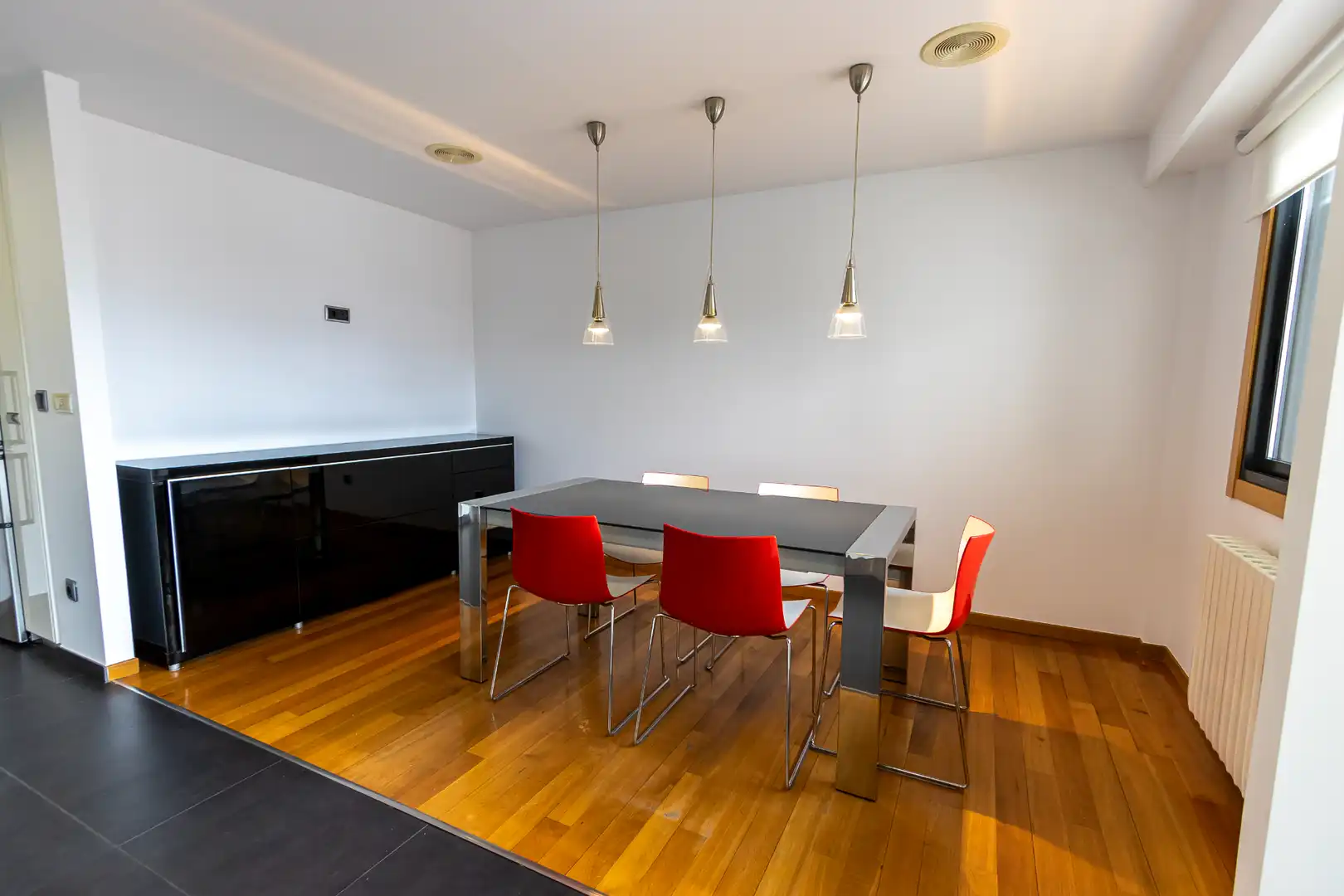 Menjador de Dúplex de lloguer en Ourense Capital  amb Aire condicionat, Calefacció i Parquet