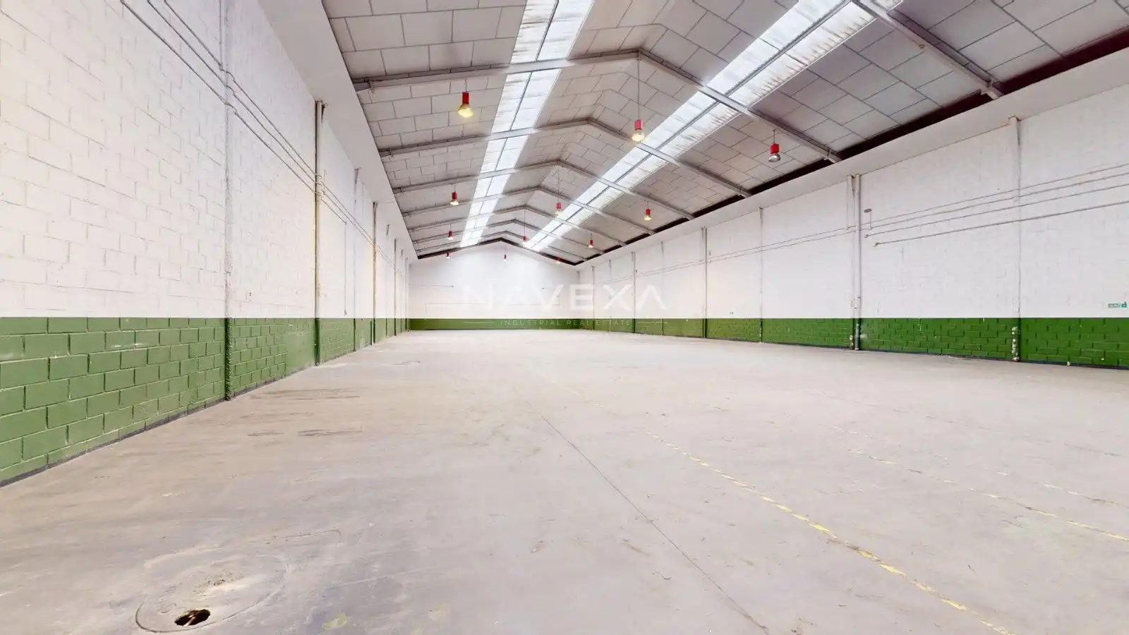 Industrial building to rent in Fundidores, imagen 2