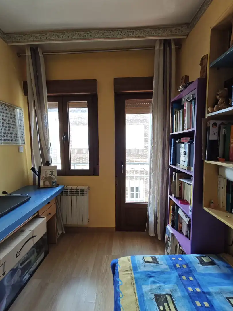Dormitori de Pis en venda en Baza amb Aire condicionat, Calefacció i Moblat