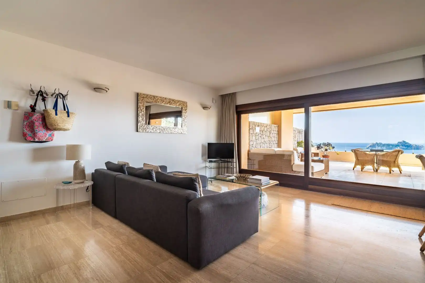 Sala d'estar de Apartament en venda en Sant Josep de sa Talaia amb Aire condicionat, Calefacció i Terrassa