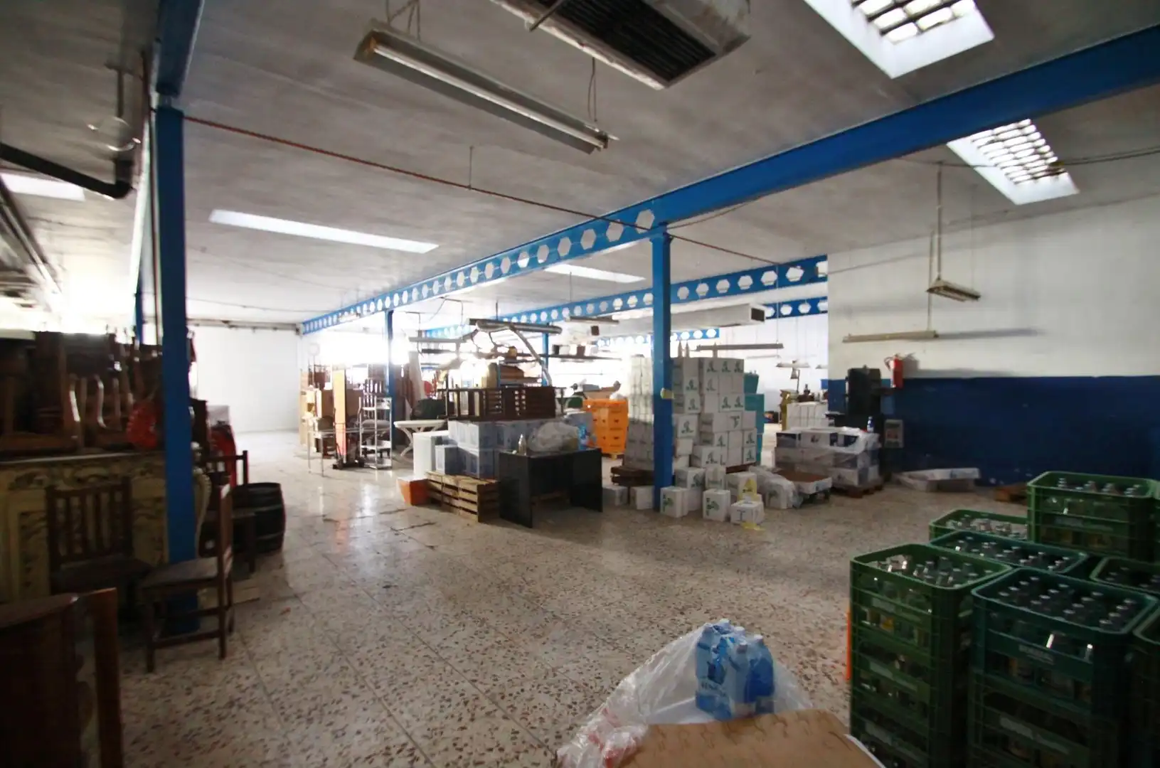 Fabrikhallen zur Miete in Salinas