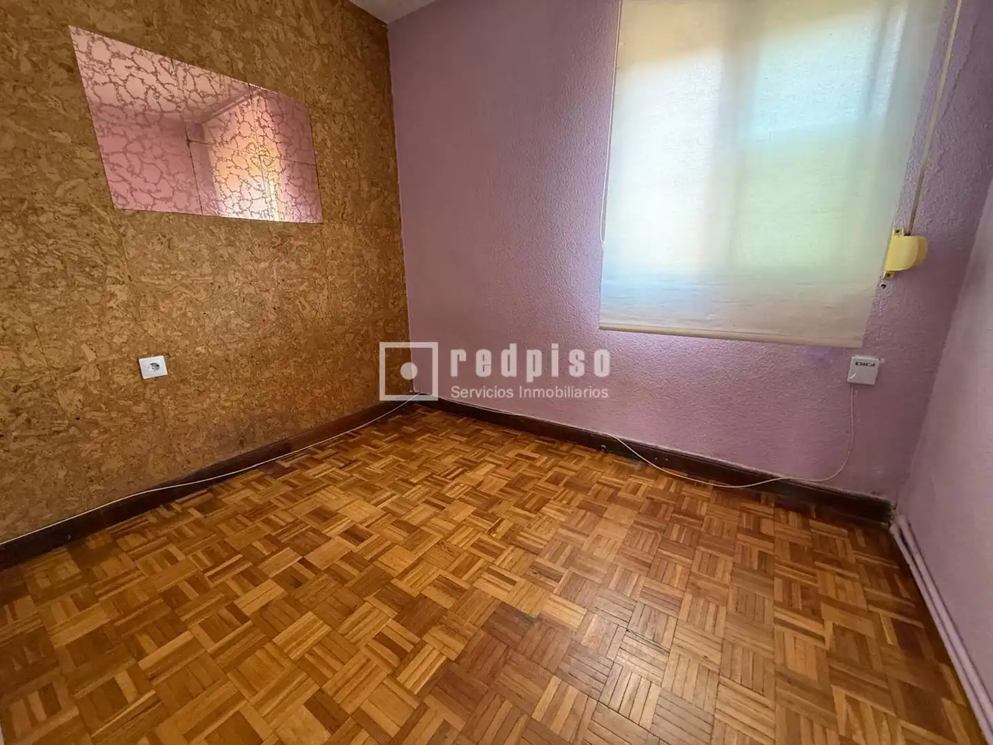 Habitación de Piso en venta en Madrid con Calefacción y Terraza