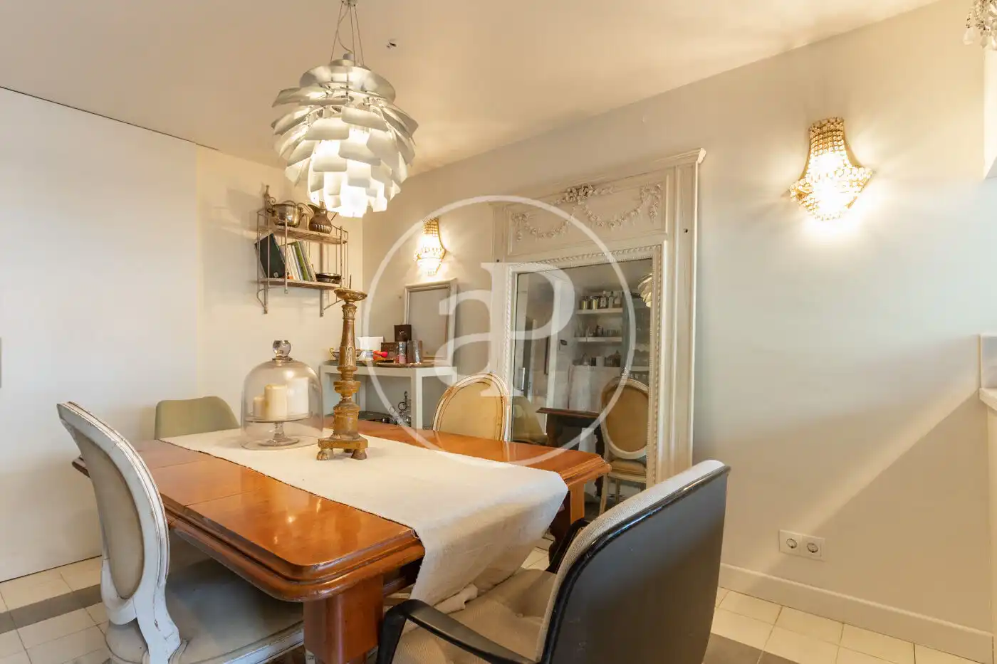 Comedor de Piso de alquiler en Barcelona con Aire acondicionado, Calefacción y Jardín privado