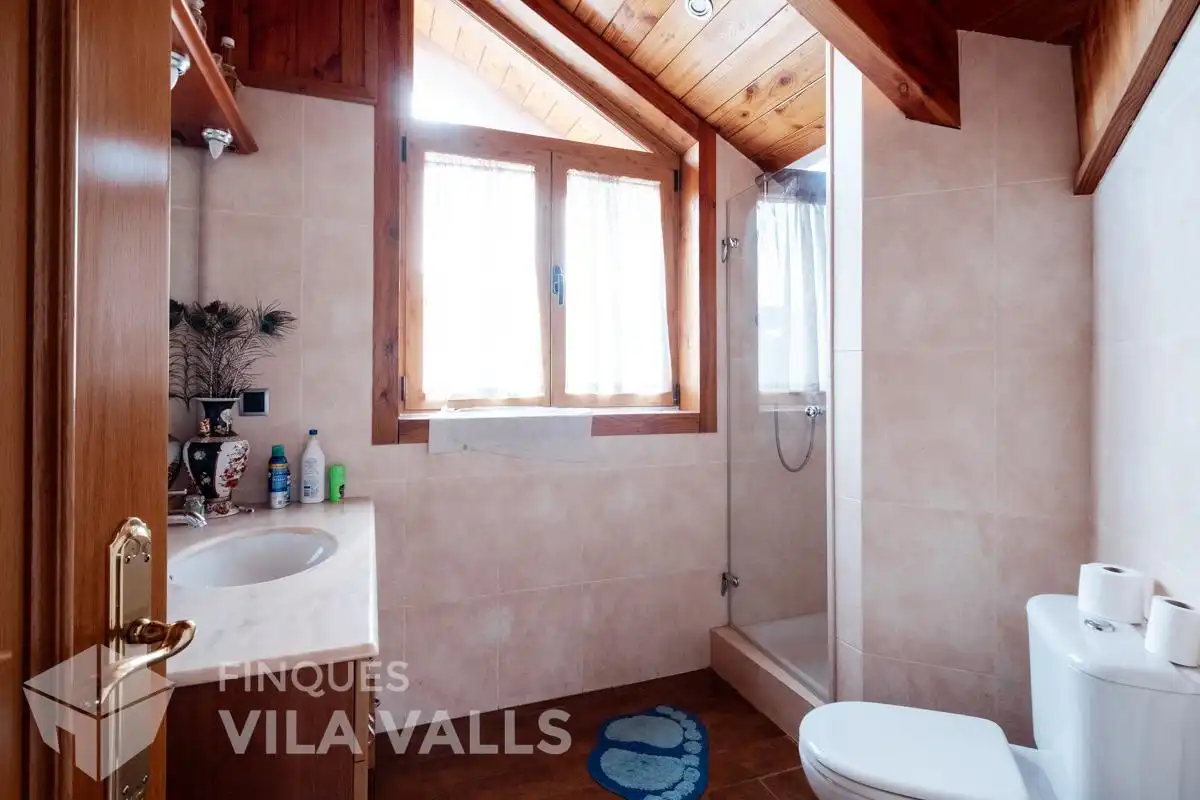 Bany de Casa o xalet en venda en Castellterçol amb Calefacció, Jardí privat i Terrassa