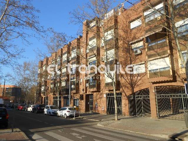 Piso en Alquiler en Calle Viñegra en Los Cármenes