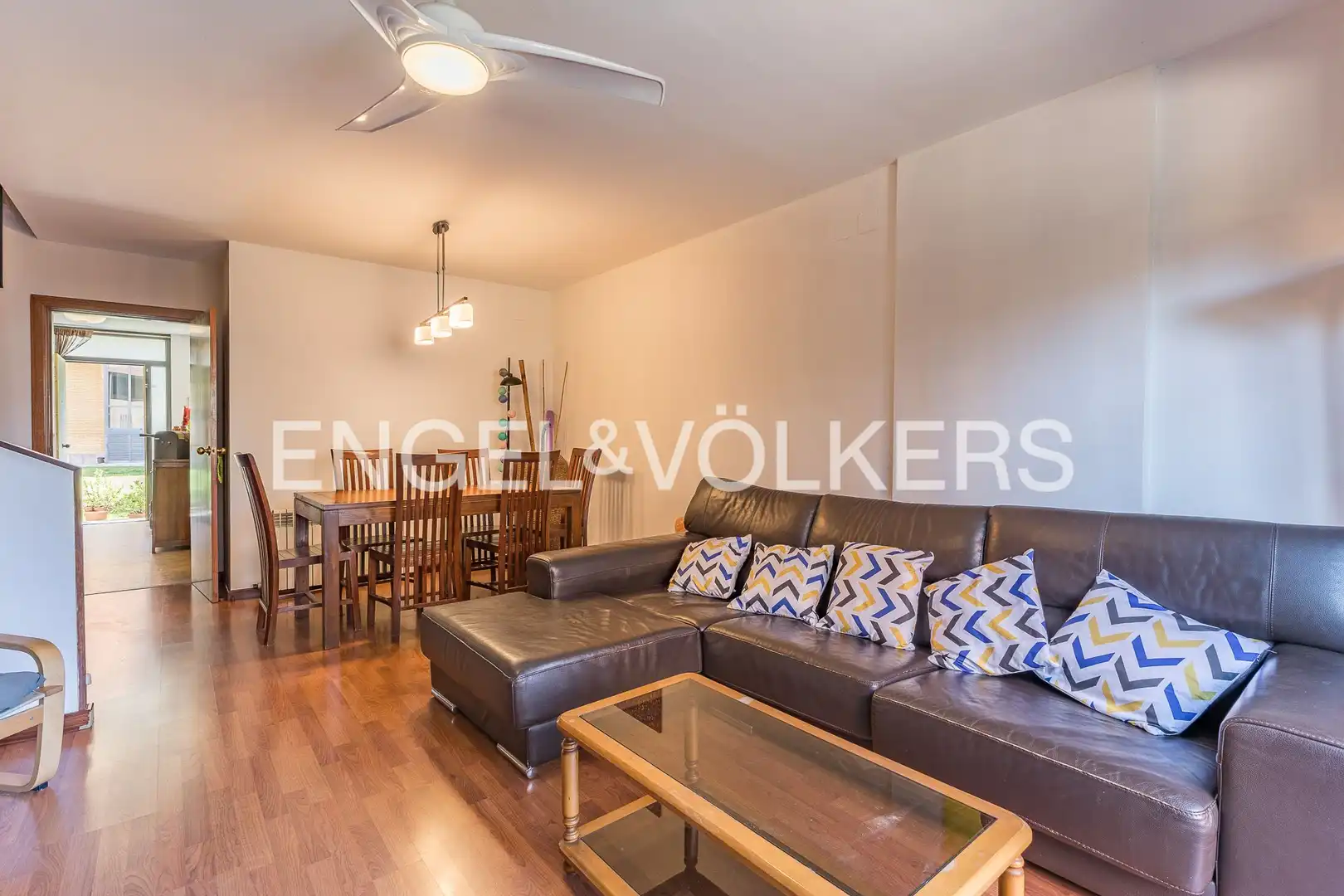 Dúplex en venta en Sant Just Desvern con Aire acondicionado, Calefacción y Jardín privado