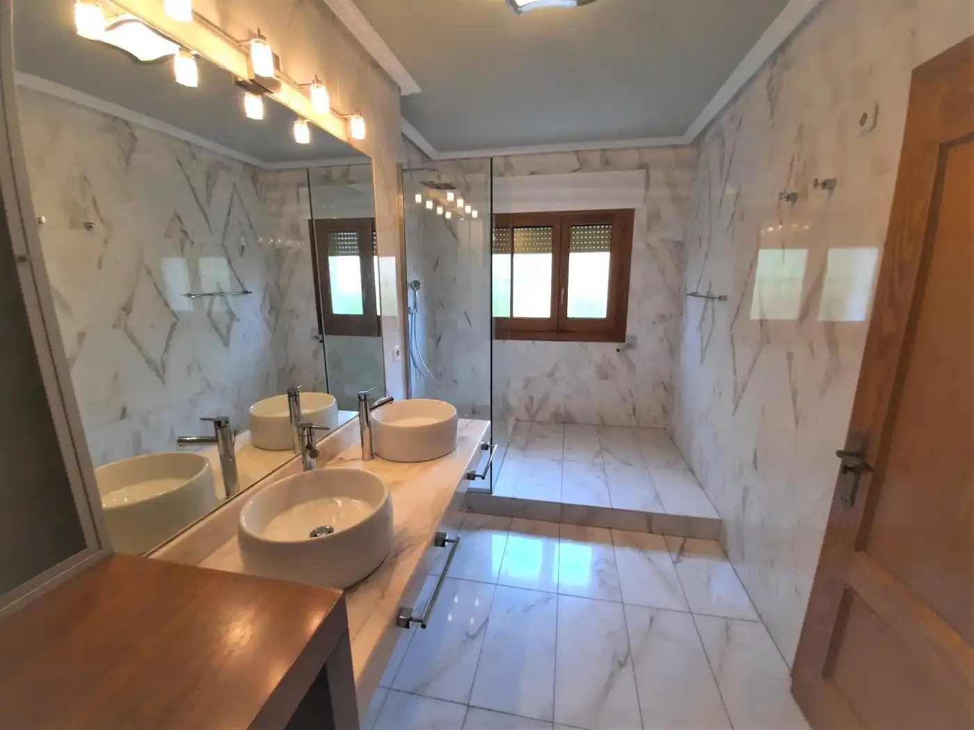 Bany de Casa o xalet de lloguer en Murcia amb Aire condicionat, Jardí privat i Parquet