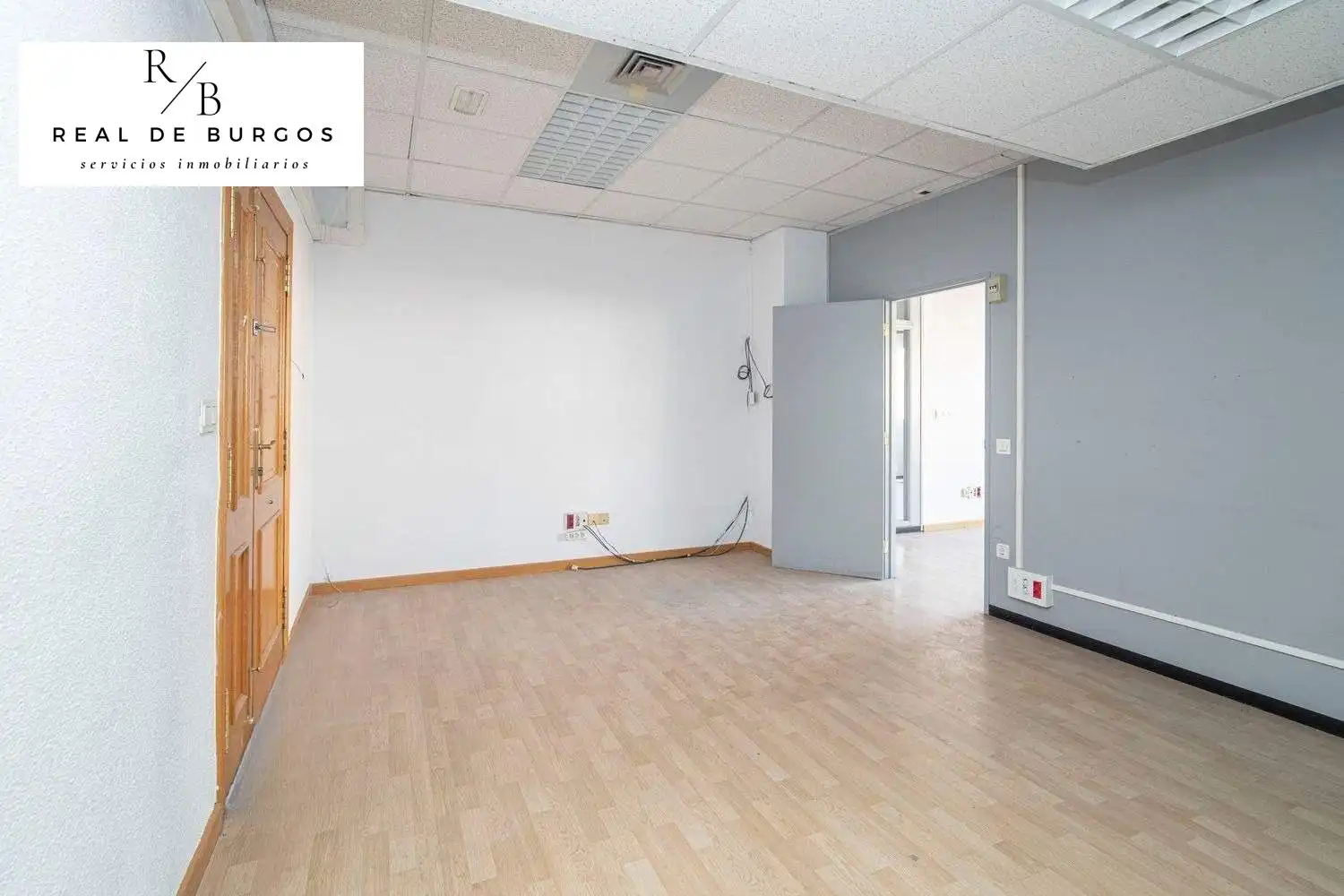 Office for rent in Valladolid  with Air Conditioner and Heating