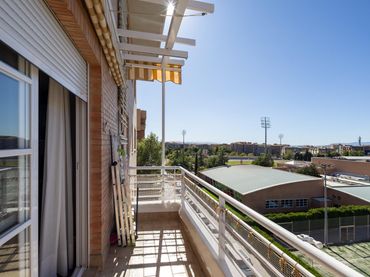 Mini appartamento con balcone in vendita a Calle Torre Quebrada