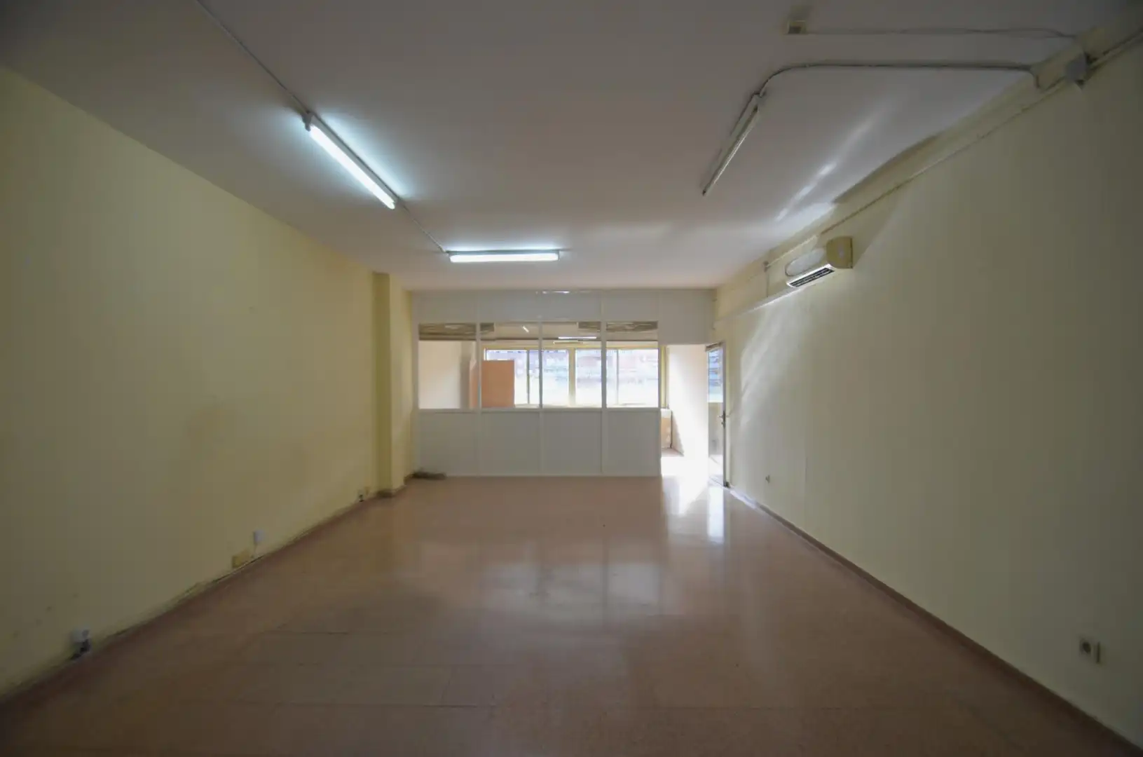 Office space to rent in SOLER I CARBONELL 28, imagen 2