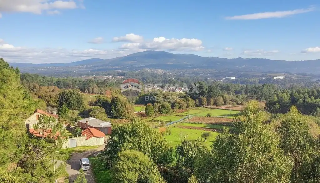 Terreny residencial en venda a Salvaterra de Miño, imagen 2