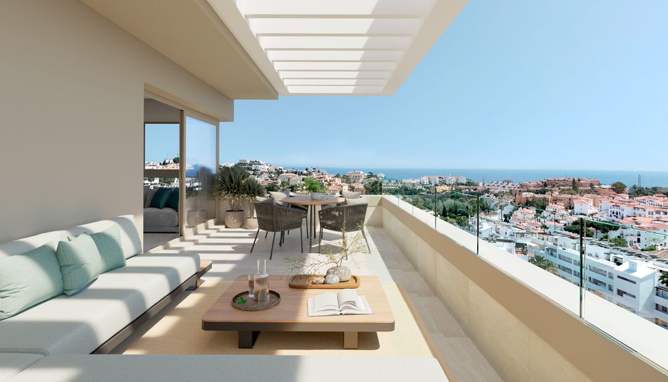 Foto 1 de Piso en venta en Calle Granate, Riviera del Sol, Málaga