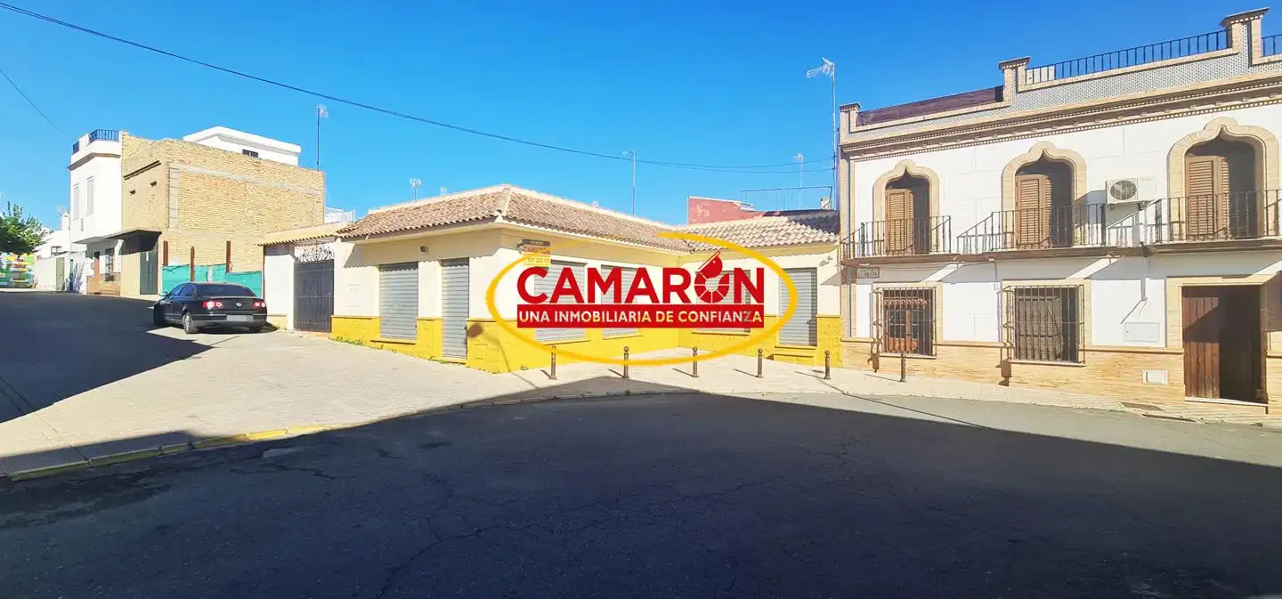 Außenansicht von Geschaftsraum zum Verkauf in La Puebla del Río