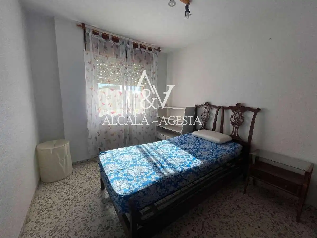 Flat for rent in Granada, Granada