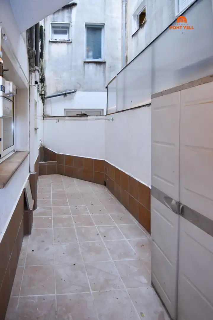Terraza de Piso en venta en La Bisbal d'Empordà con Calefacción, Terraza y Balcón
