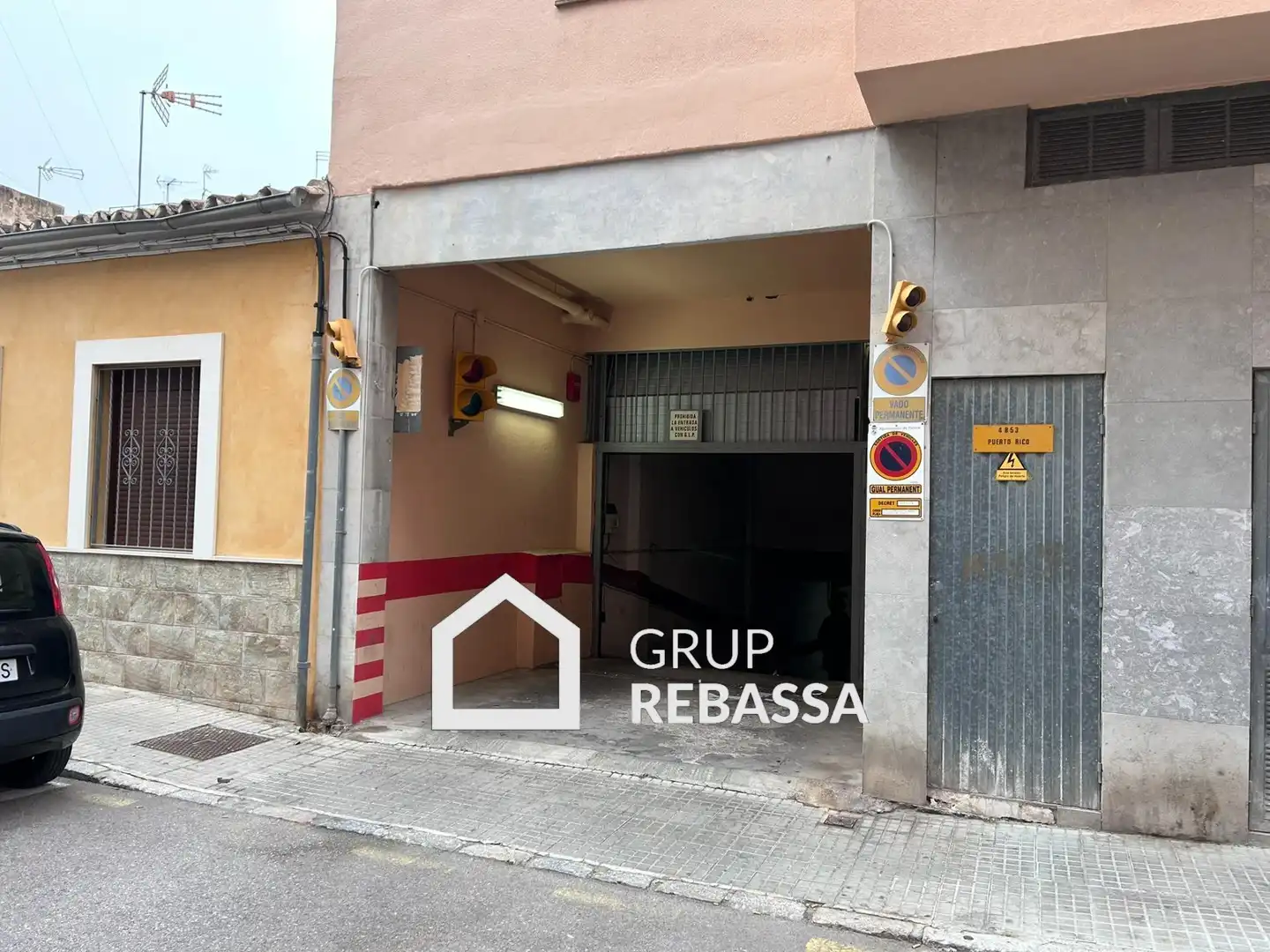 Individual en alquiler en Carrer d'Encarnació Viñas 2