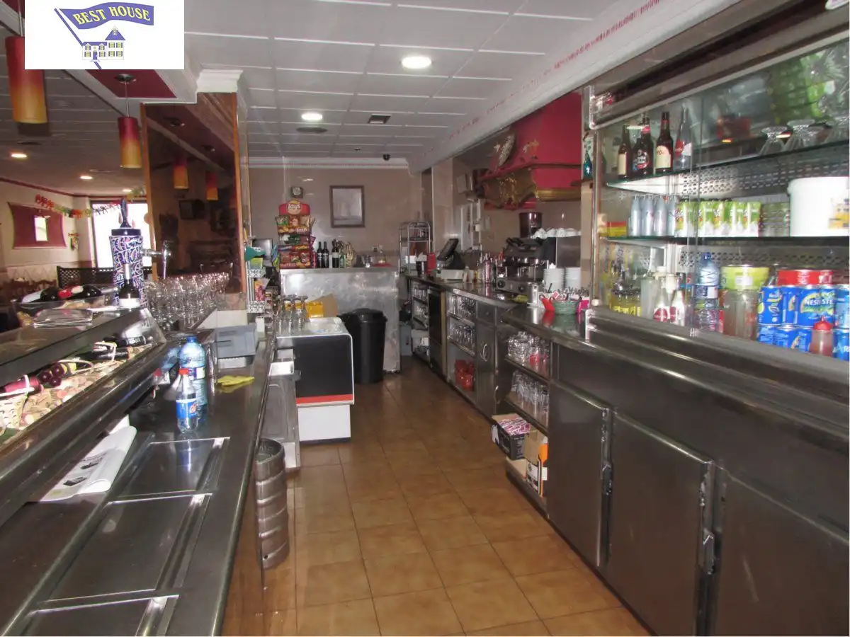 Local en venta en Albacete con Aire acondicionado y Amueblado