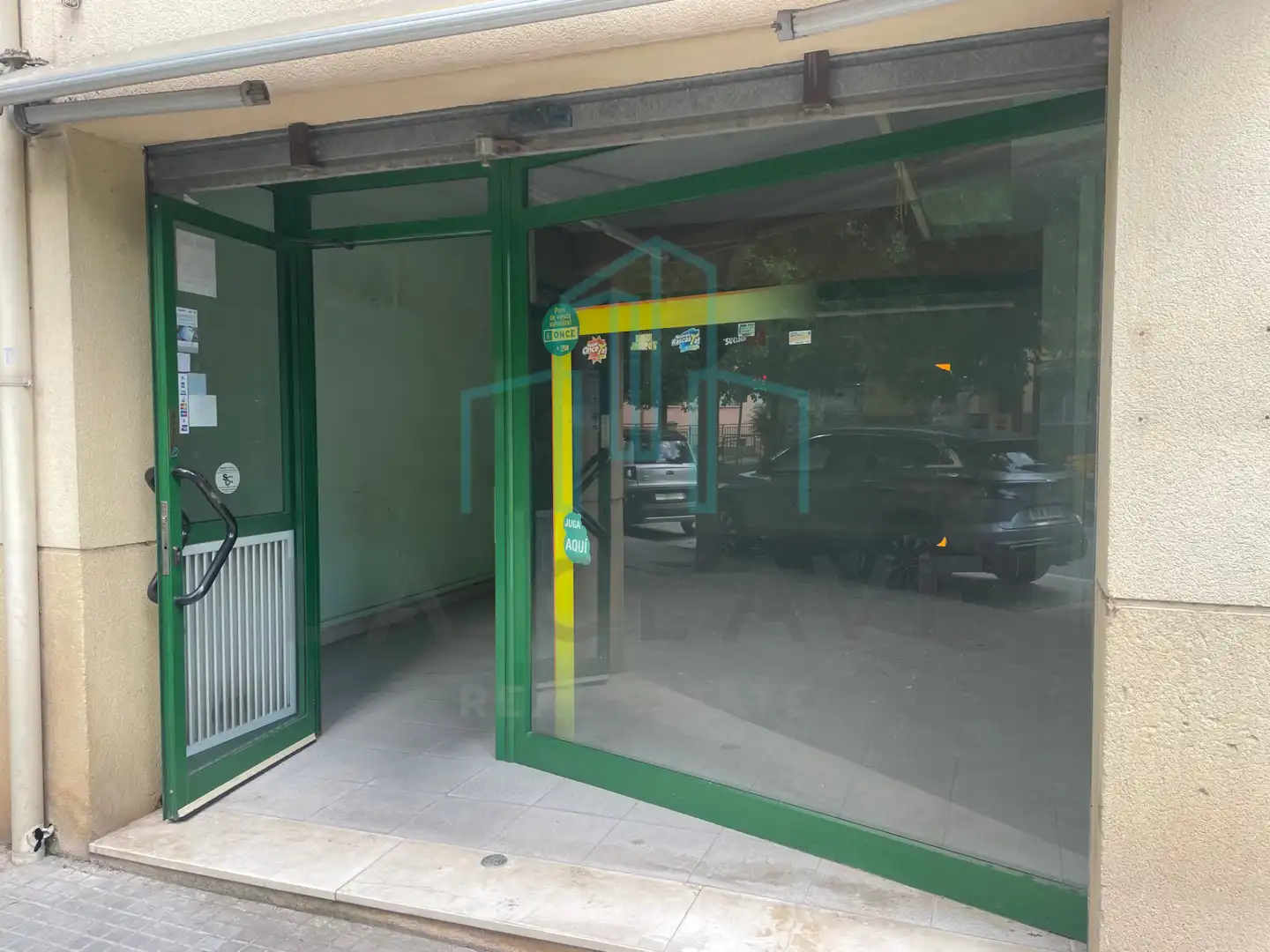 Local commercial à vendre à Avinguda Prat de la Riba, imagen 3