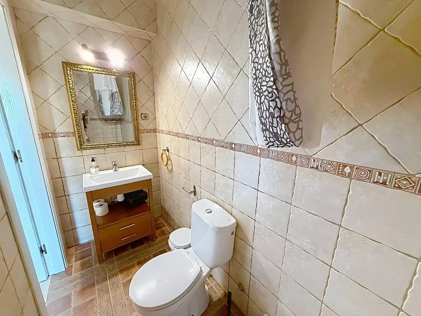 Bany de Casa o xalet en venda en Cubelles amb Aire condicionat, Calefacció i Terrassa