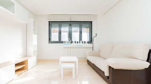 Foto 3 de Piso de alquiler en Calle Encinilla Bajo B, Aguas Vivas - La Zambomba, Cáceres Capital