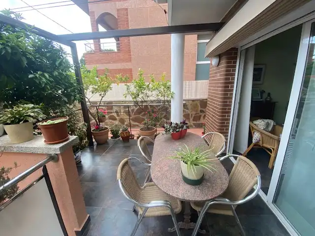 Terraza de Casa adosada en venta en Montcada i Reixac con Calefacción, Jardín privado y Terraza