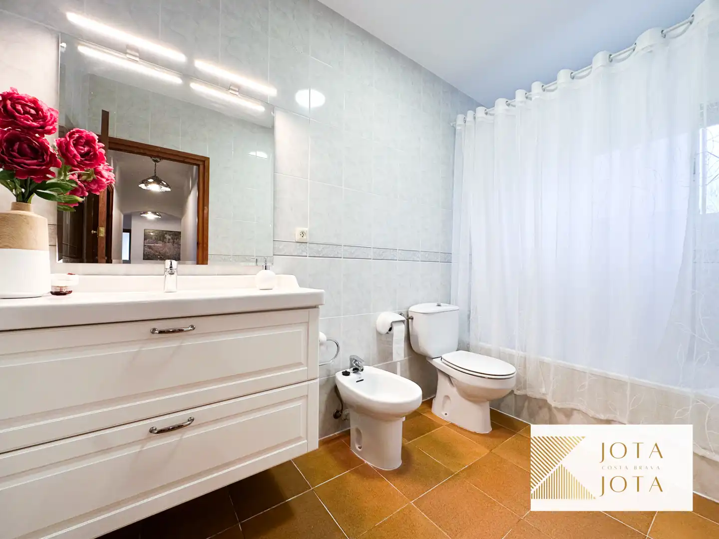 House with pool for sale in Aiguaviva Parc, imagen 20