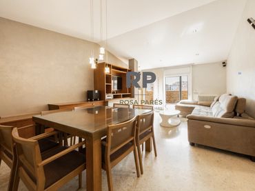 Duplex con ascensore in vendita a Caputxins - Ambulatori