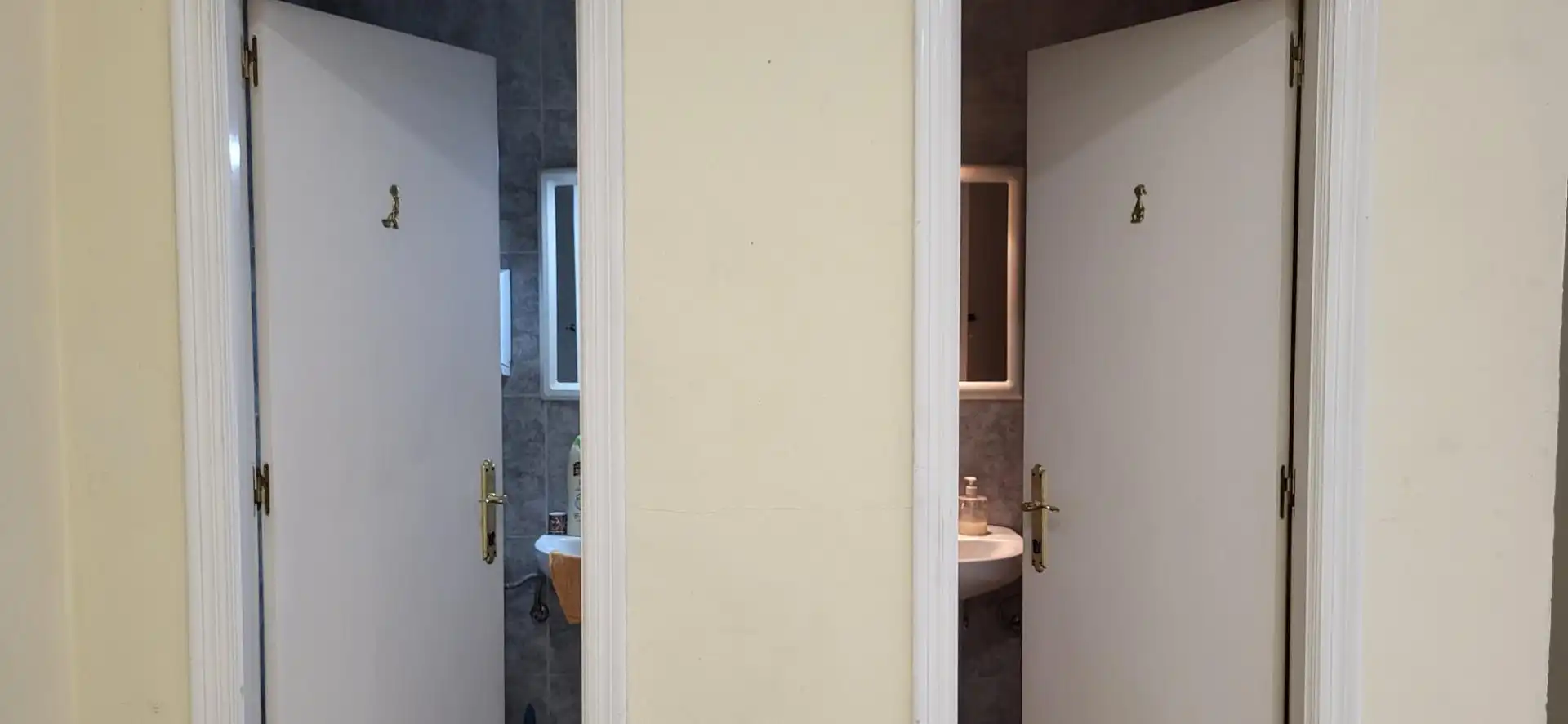 Badezimmer von Geschaftsraum zur Miete in Marbella