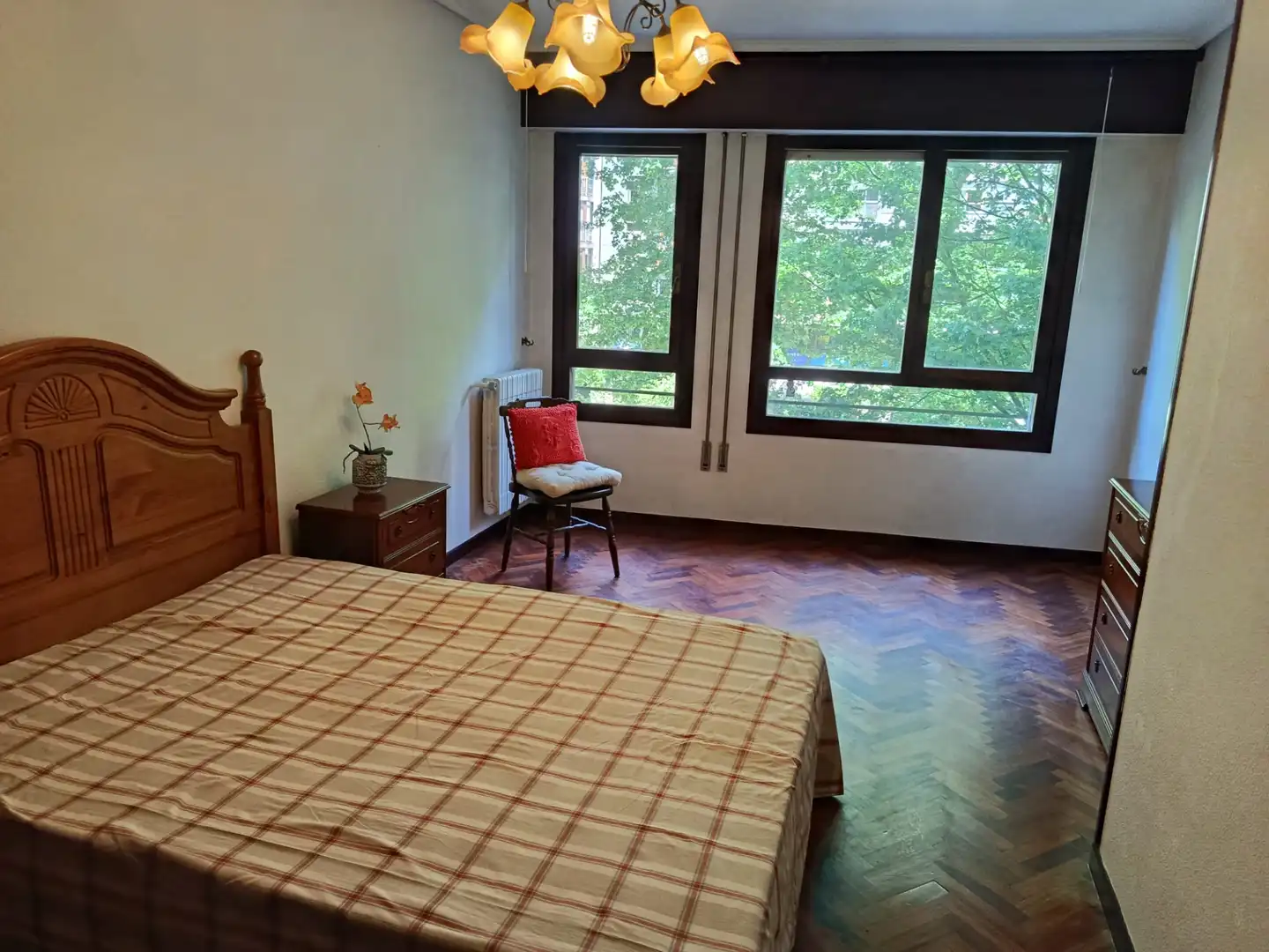 Dormitori de Apartament en venda en Santander amb Calefacció, Parquet i Forn