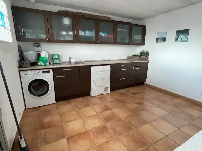 Cocina de Casa adosada en venta en Los Barrios con Balcón