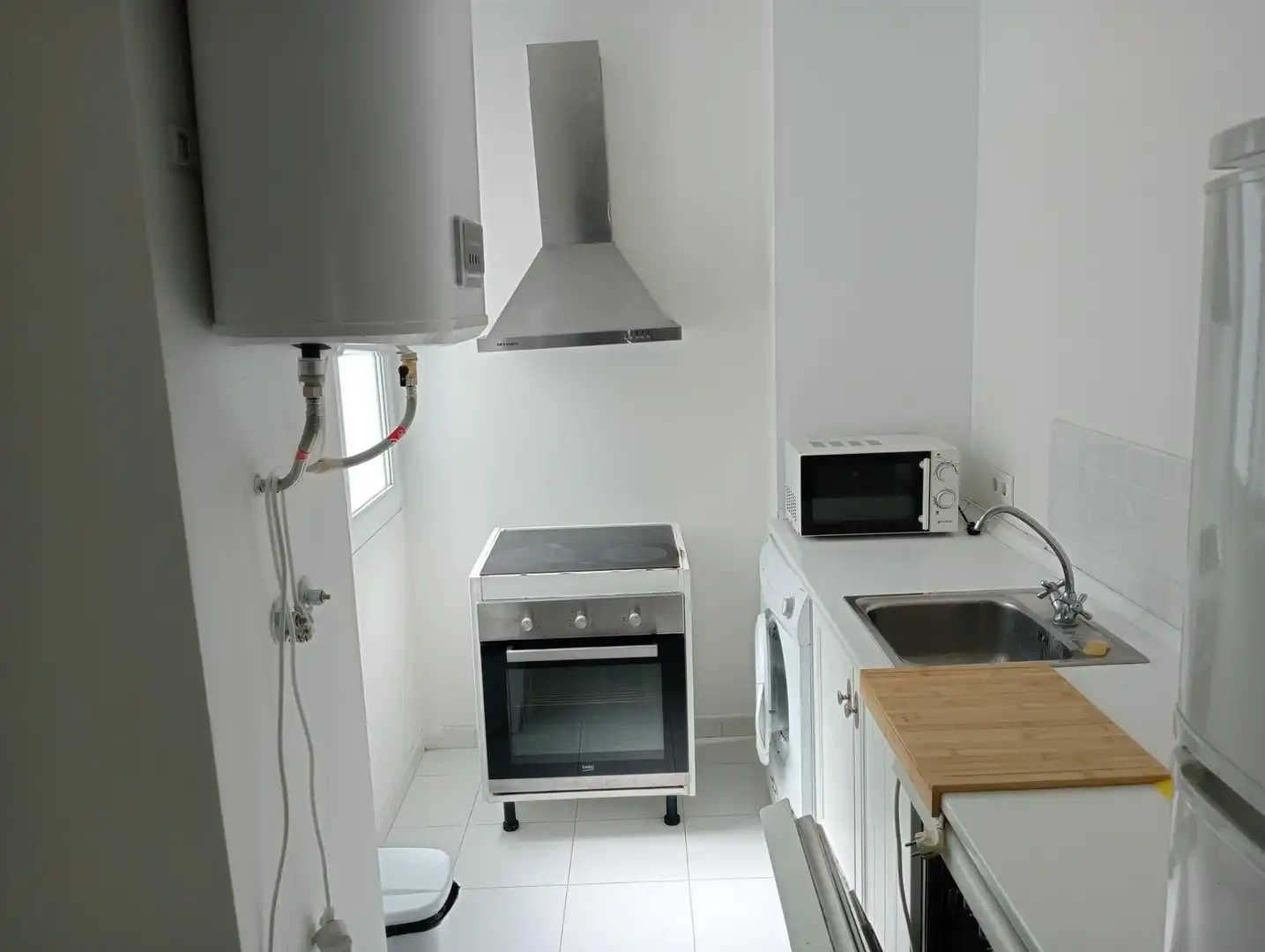 Küche von Wohnung zur Miete in Sevilla mit Klimaanlage, Terrasse und Möbliert