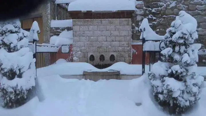 Exterior view of Houses for sale in Camarena de la Sierra