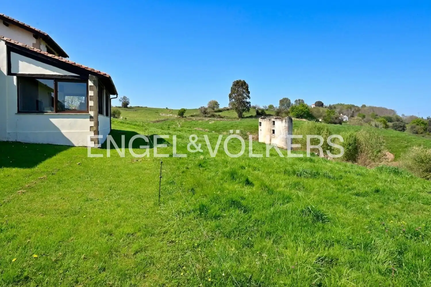 Country house zum Verkauf in San Vicente de la Barquera mit Heizung und Privatgarten