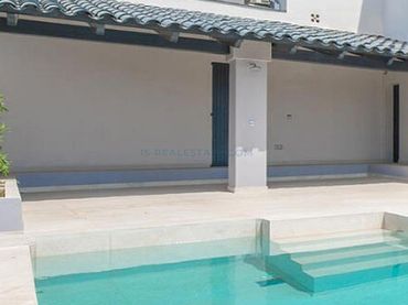 Chalet con piscina en venta en Jesús