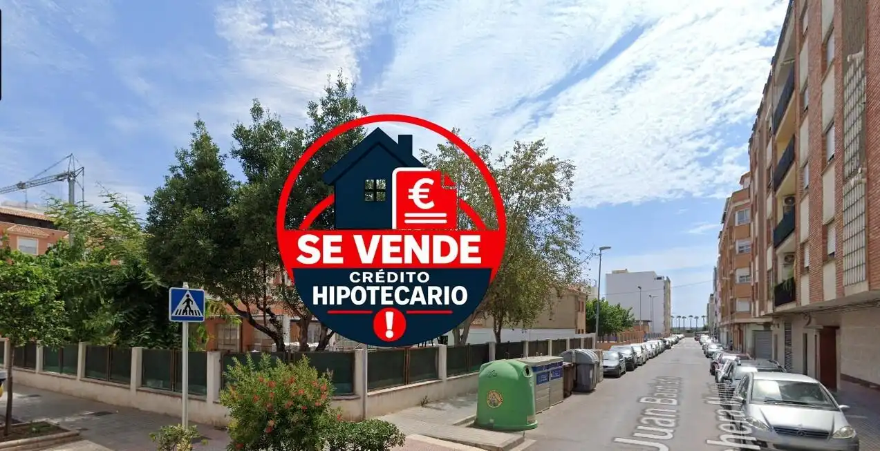 Pis amb ascensor en venda a Piscinas