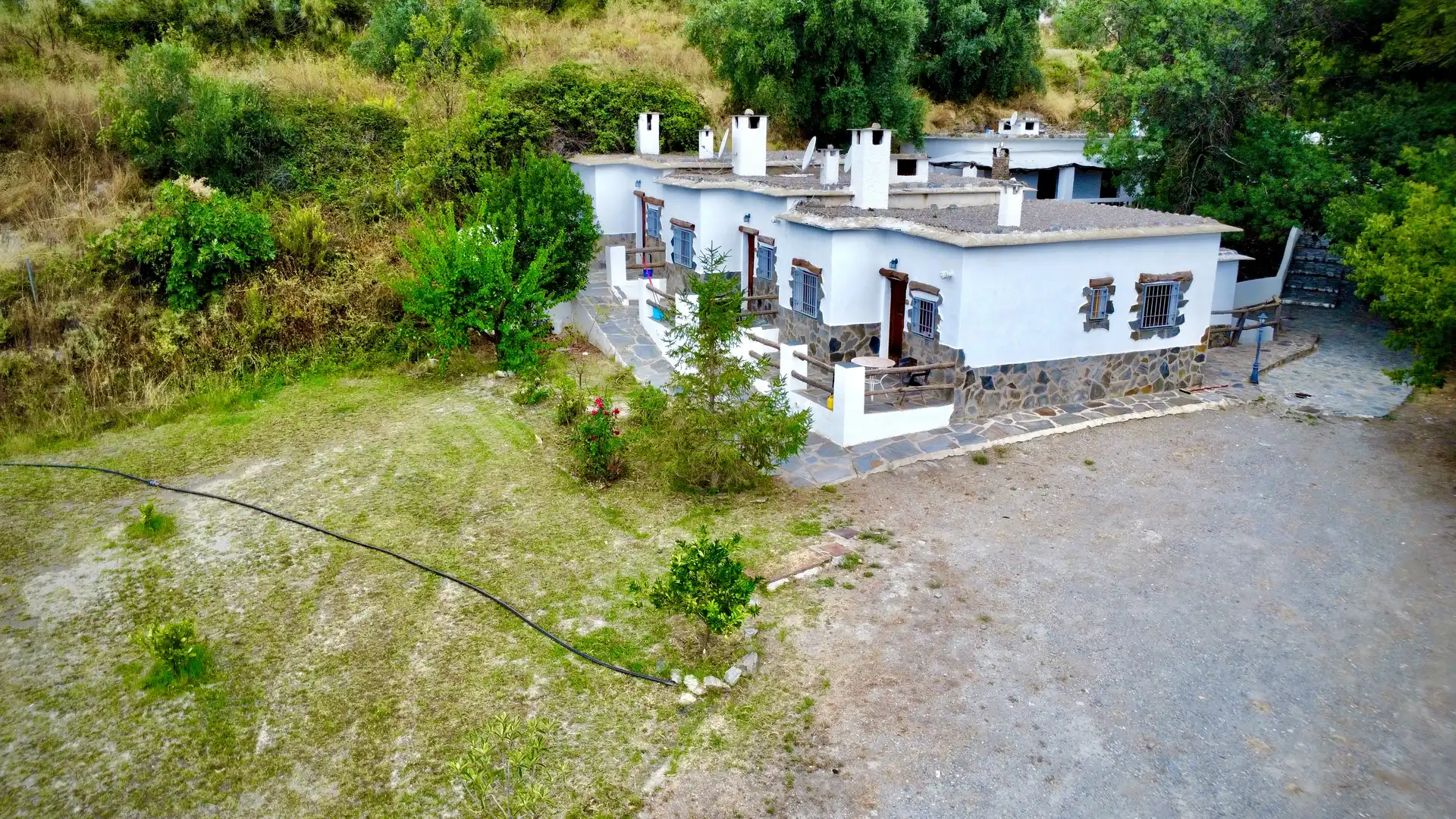 Vista exterior de Terreno en venta en Alpujarra de la Sierra