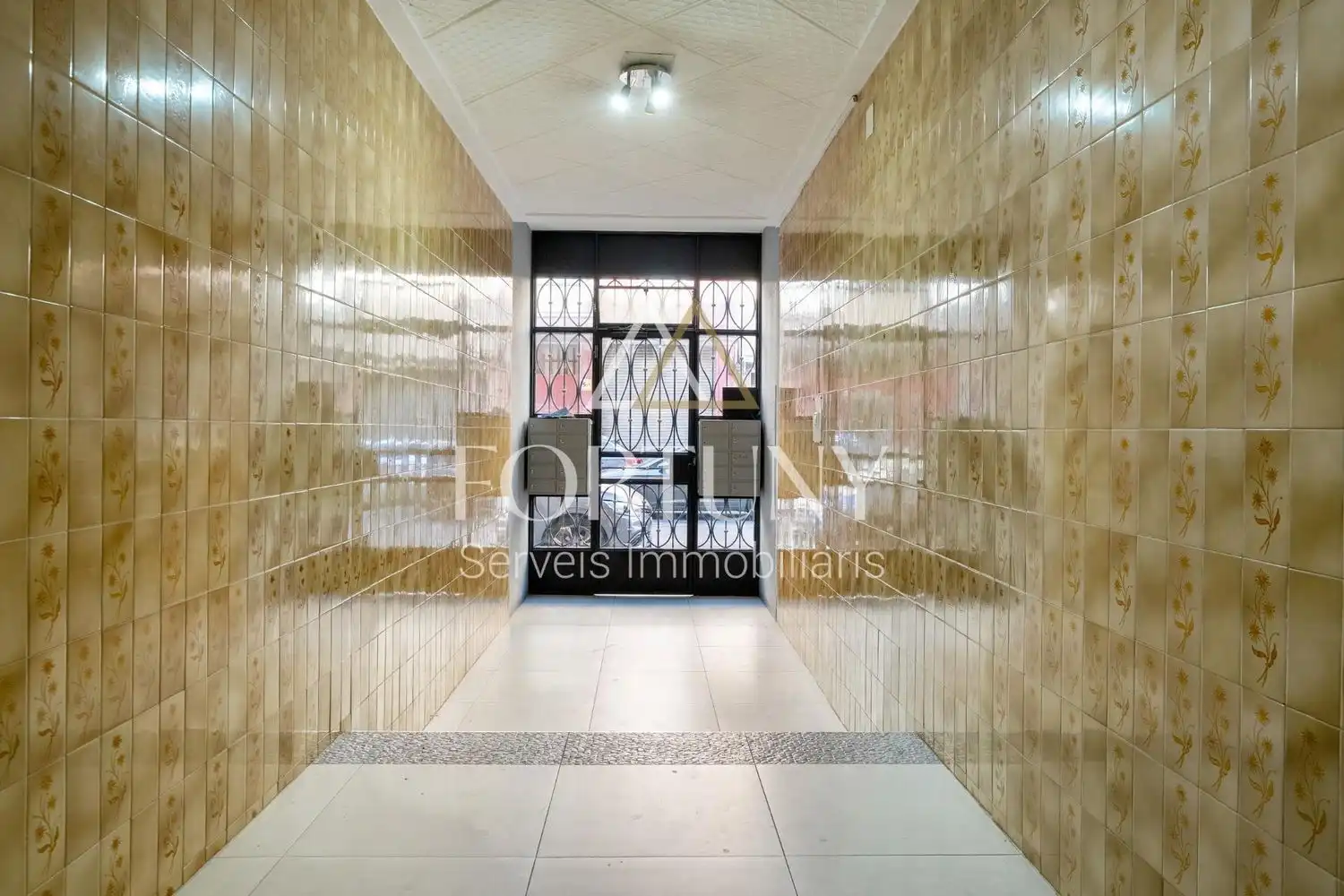 Flat with terrace for sale in Escultor Rocamora, imagen 2