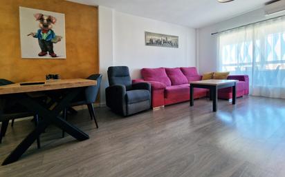 Living room of Flat for sale in Málaga Capital  with Air Conditioner and Swimming Pool