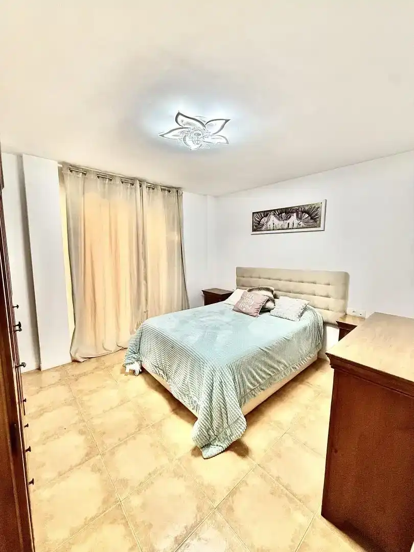 Dormitori de Pis en venda en El Ejido amb Aire condicionat i Balcó