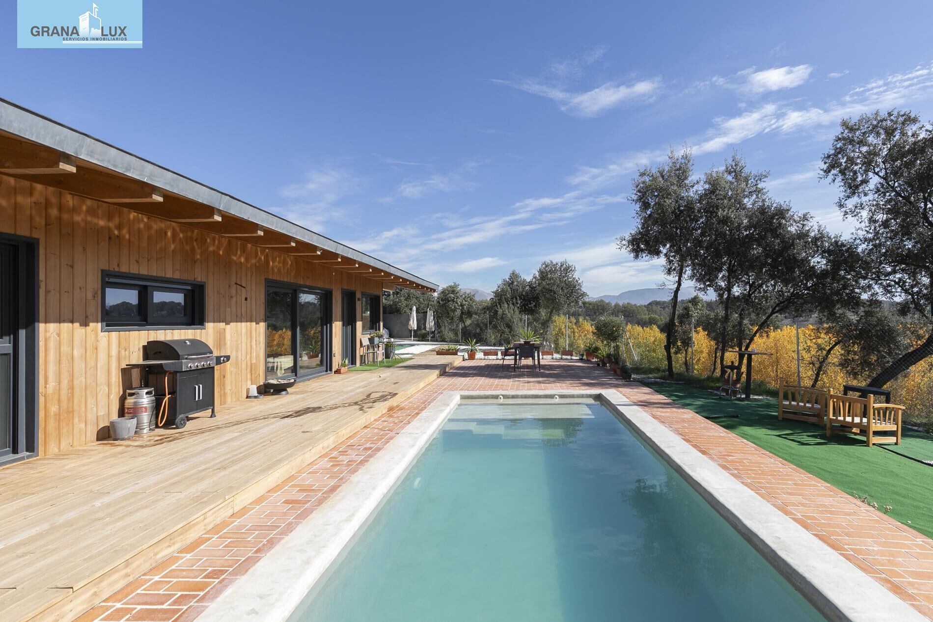 Piscina de Finca rústica en venda en Maracena amb Jardí privat, Terrassa i Piscina