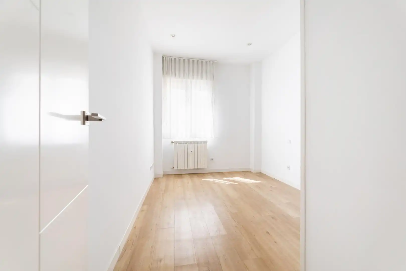 Bedroom of Flat for rent in Madrid  with Air Conditioner and Heating