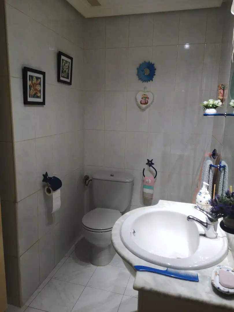 Baño de Piso en venta en Mondéjar con Aire acondicionado y Calefacción