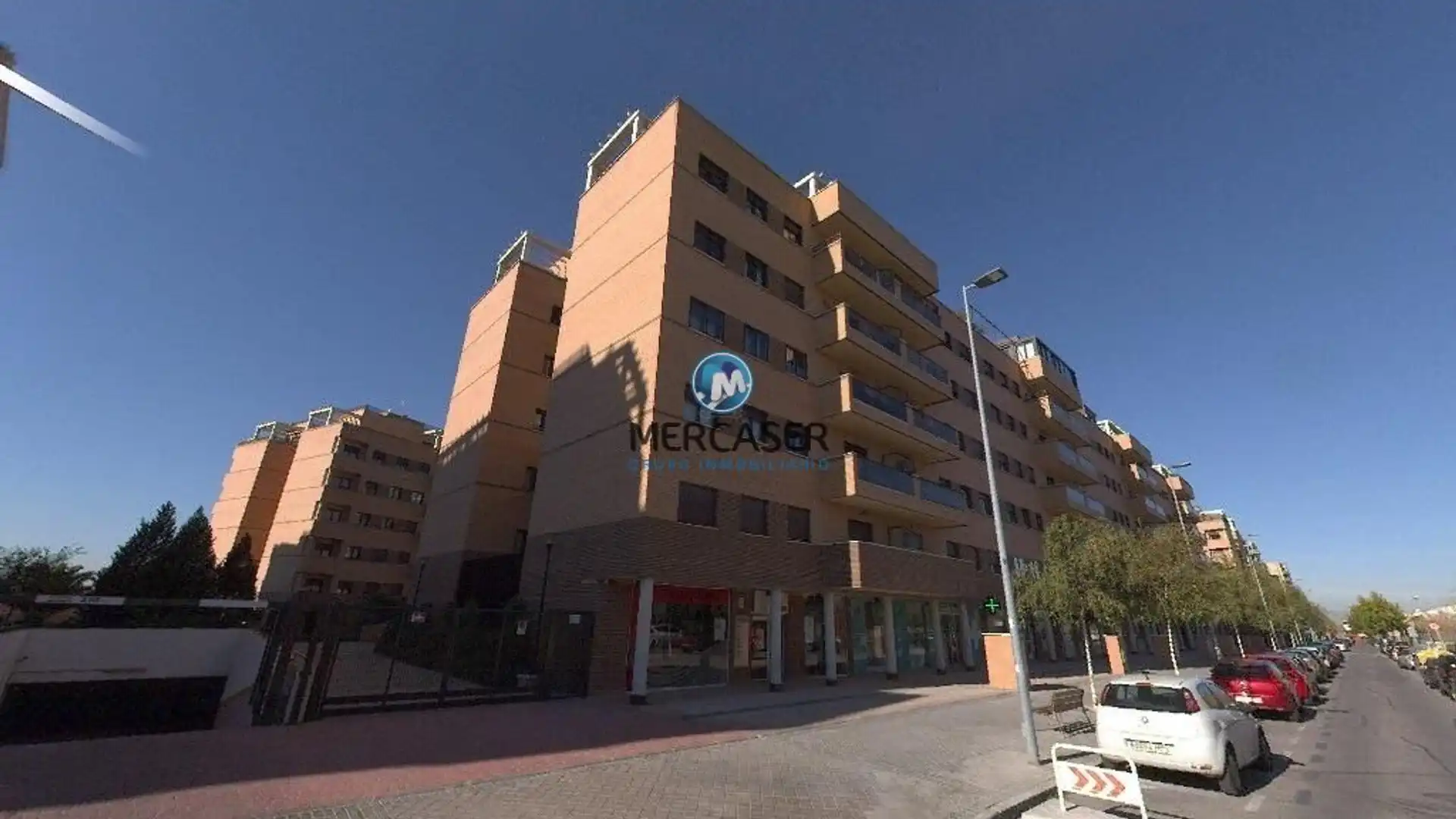 Vista exterior de Piso en venta en Rivas-Vaciamadrid con Piscina comunitaria