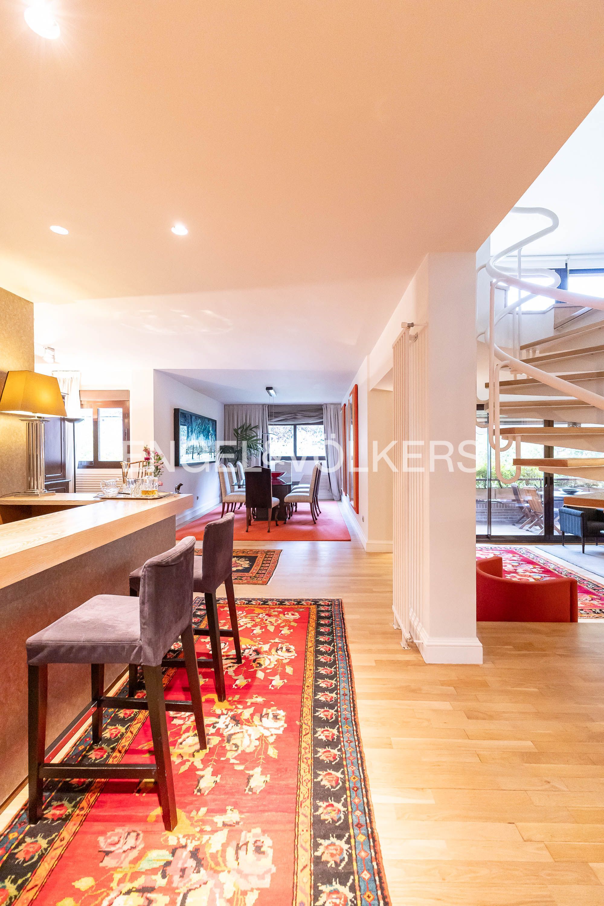 Exterior view of Duplex for sale in La Moraleja  with Air Conditioner, Heating and Terrace